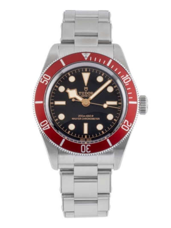 En bild på TUDOR BLACK BAY,  som du kan beställa online hos klockia.se till snabb leverans och bra pris.