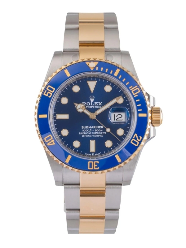 En bild på Rolex Submariner 126613LB,  som du kan beställa online hos klockia.se till snabb leverans och bra pris.