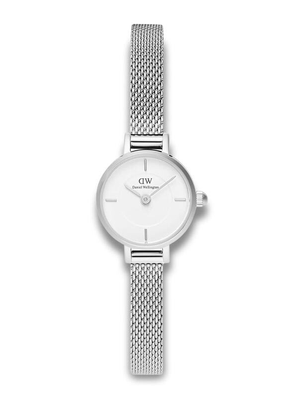 Läs mer om Daniel Wellington Petite Mini Sterling 19mm