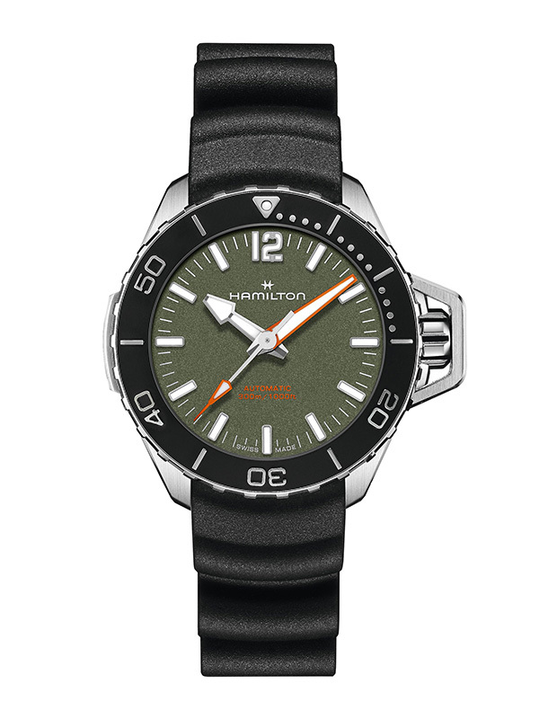 Läs mer om HAMILTON Khaki Navy Frogman Auto 41mm