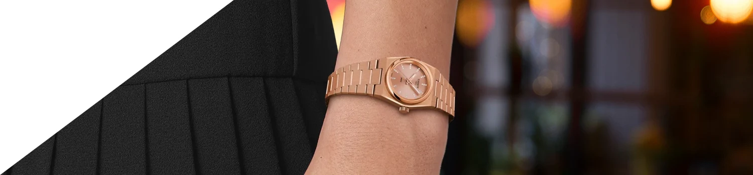 Roséfärgade damklockor Vackra damklockor i rosa guld