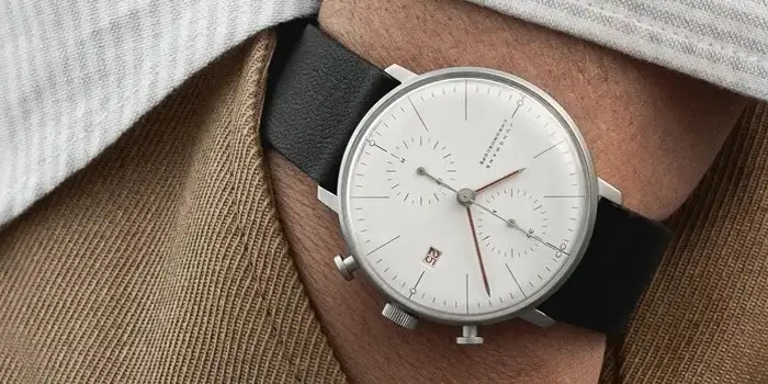 Junghans kronograf klocka på handled 